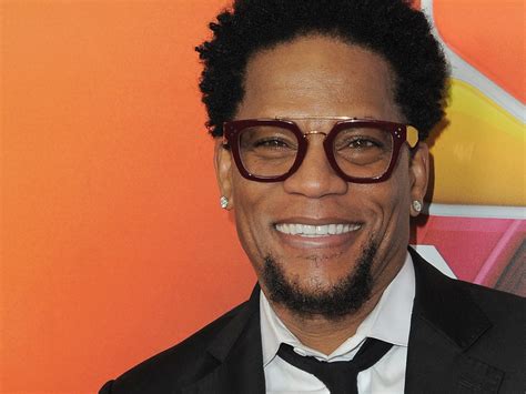 Dl hugley - DL Hughley compares how black people and white people act during a hurricane and explains why black people “don’t f**k with death.” Subscribe to Comedy Centr... 